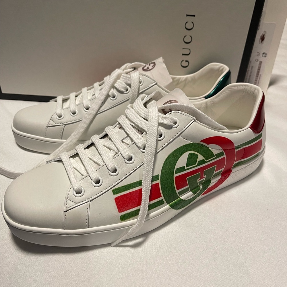Authentic Gucci sneaker